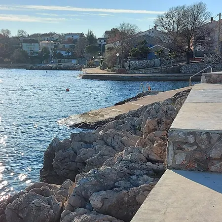 Kraljica Apartment *