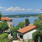 Kraljica Apartament Malinska